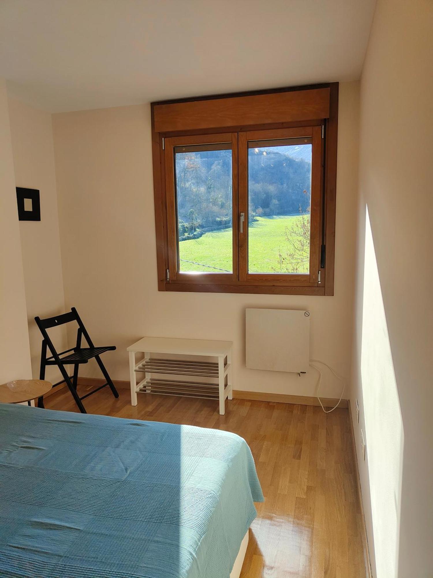 Ventana Al Paraiso Del Oso - Somiedo. Window To Bear Paradise - Somiedo Apartment Pola de Somiedo