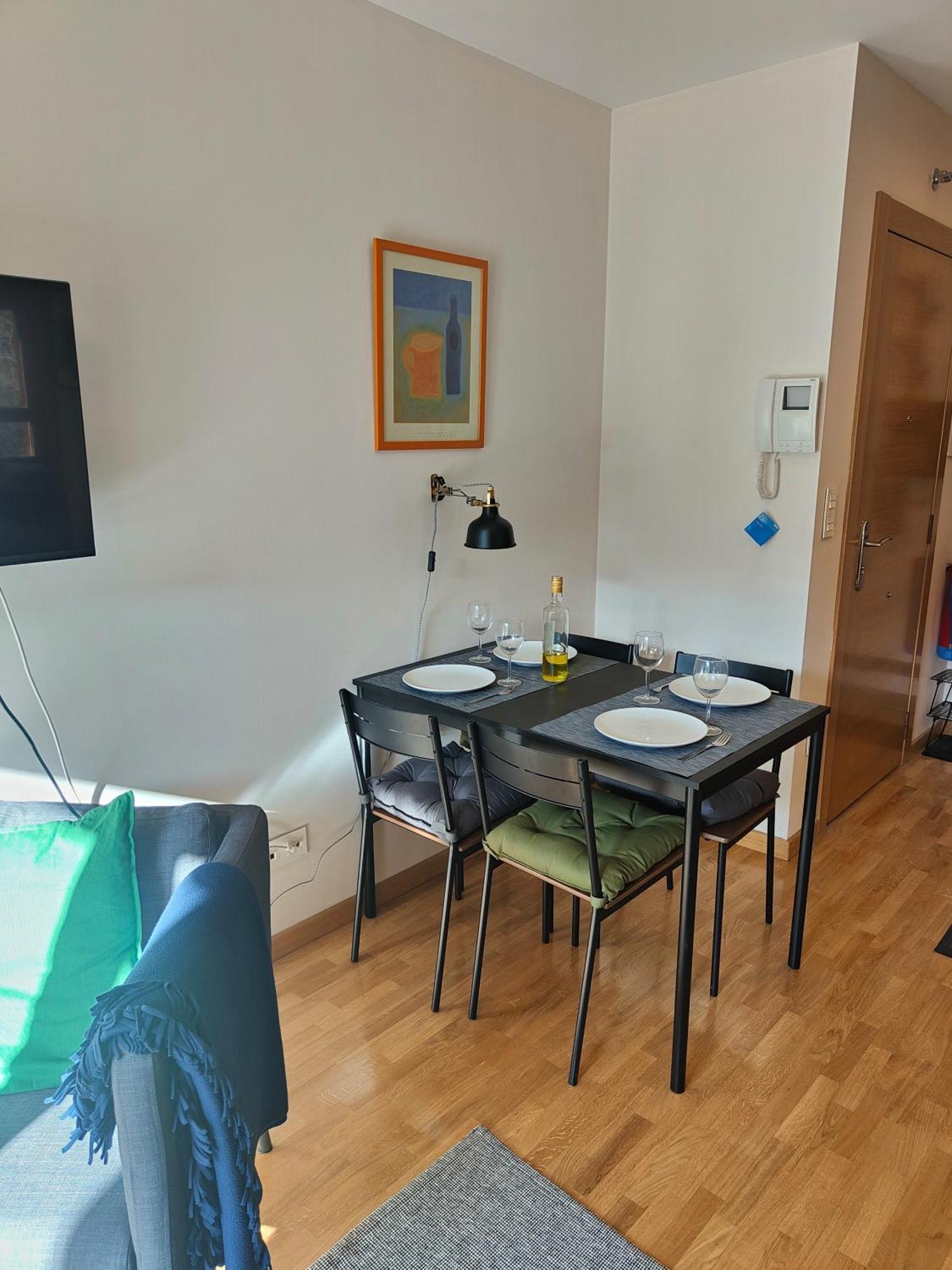 Ventana Al Paraiso Del Oso - Somiedo. Window To Bear Paradise - Somiedo Apartment *